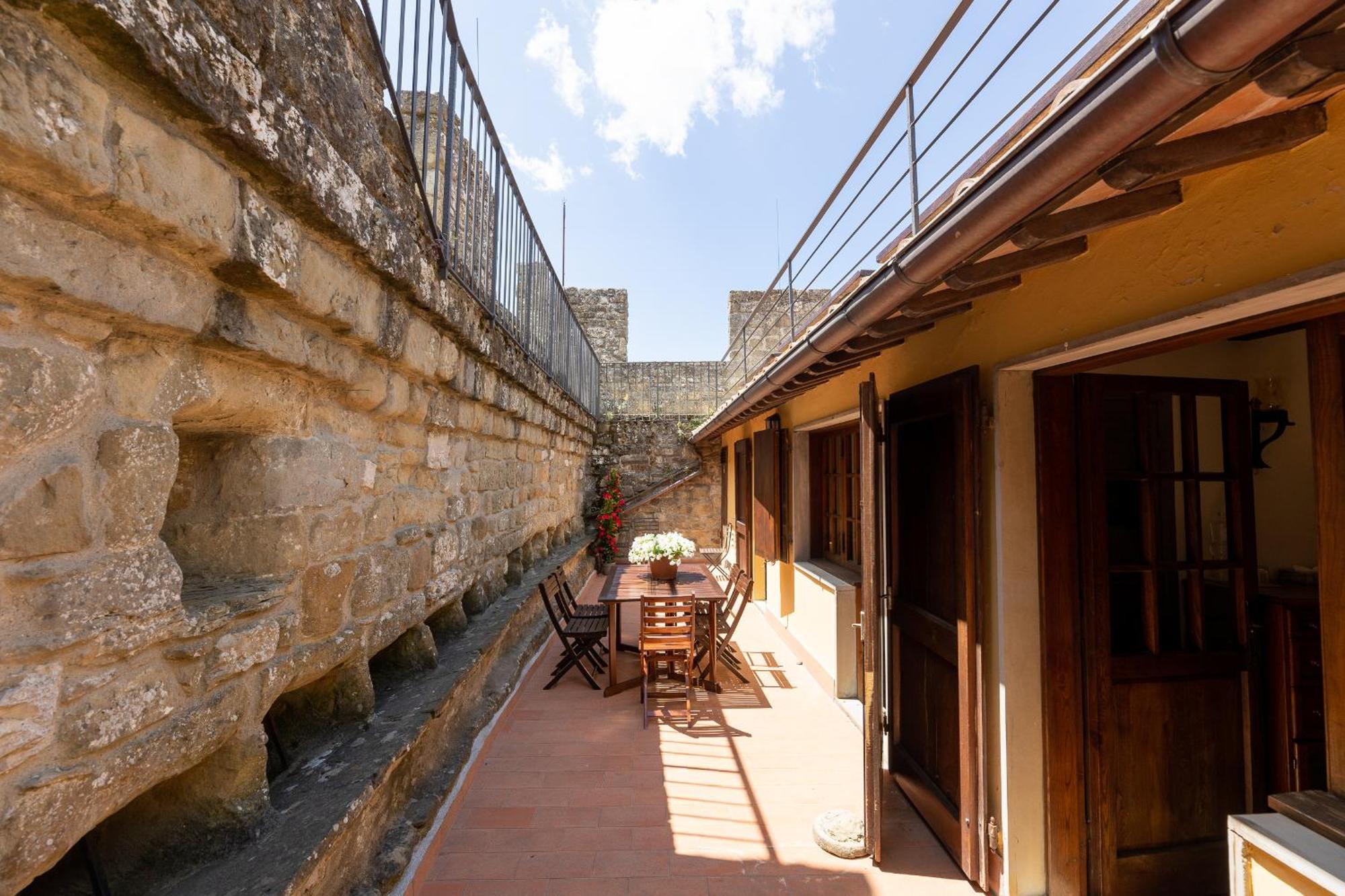 Castello E Borgo Di Porciano Villa Pratovecchio Exterior foto